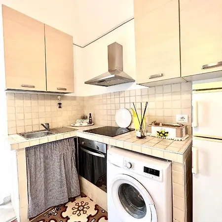 Dimora Eliva * モノーポリ